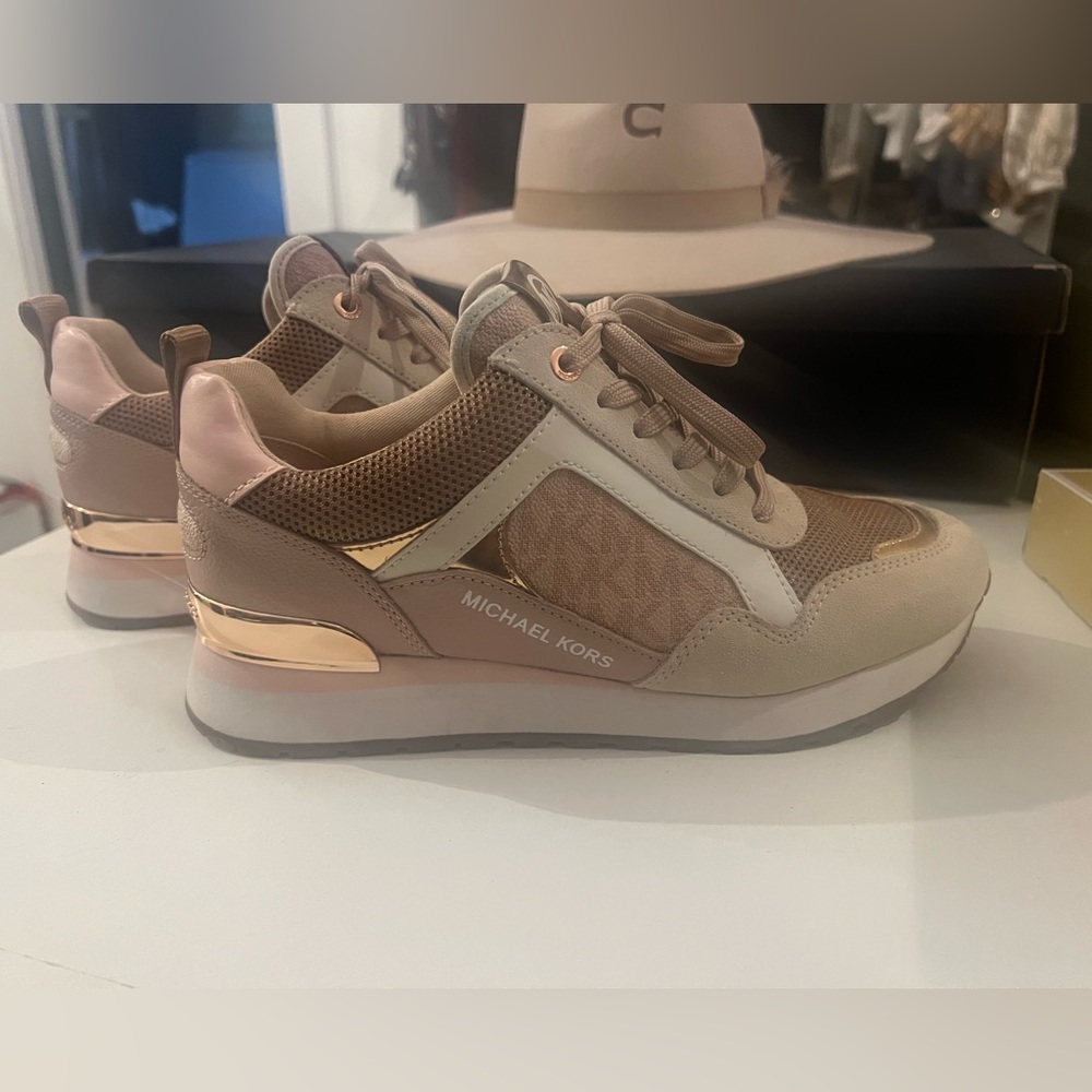 Micheal Kors shoes